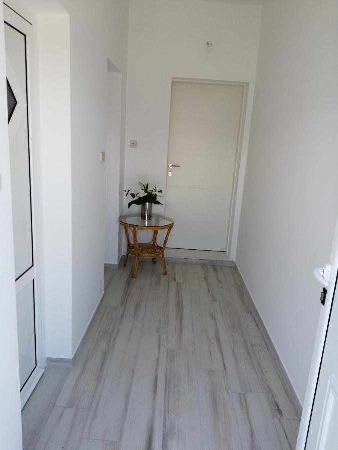 Apartman Luis Silence Šestanovac Εξωτερικό φωτογραφία