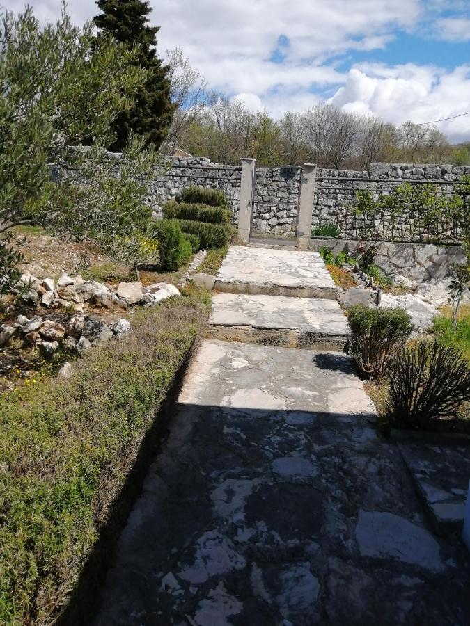 Apartman Luis Silence Šestanovac Εξωτερικό φωτογραφία